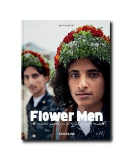 Saudi Arabia: Flower Men